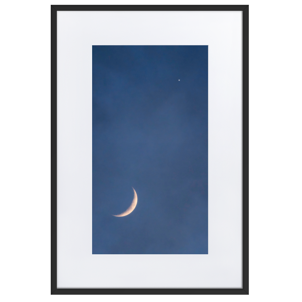 Mond und Venus Fine Art Print – Wunderschöner Fotoprint mit beeindruckendem Mond- und Venusmotiv als hochwertiger Print.