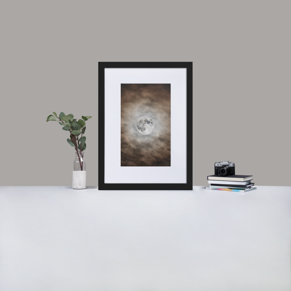 Mond in den Wolken | Fine Art Print