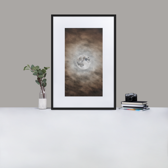 Mond in den Wolken | Fine Art Print